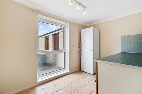 3 bedroom terraced house for sale, 165 Elgar Avenue, Malvern, Worcestershire, WR14