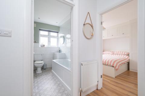 109 Tudor Drive, Morden, SM4 4PL