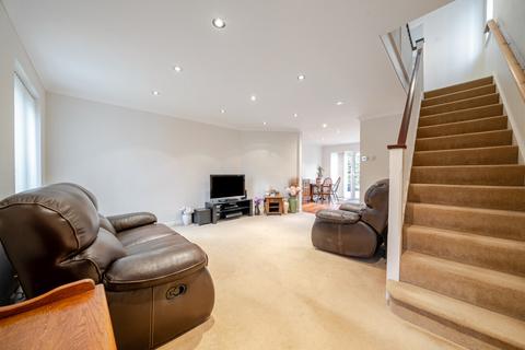 4 Alder Close, Bishop's Stortford, CM23 4JX