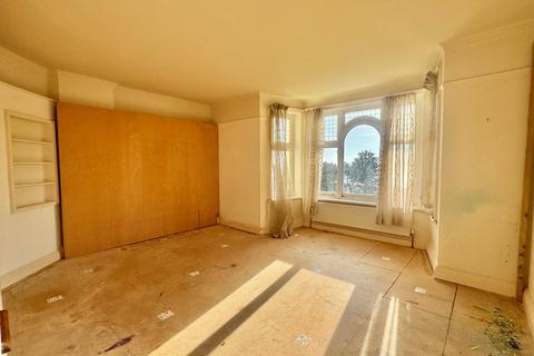 1 bedroom apartment for sale, The Bayle, Kent CT20