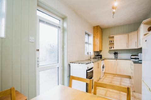 29 Beechwood Drive, Halifax, HX2 9AS