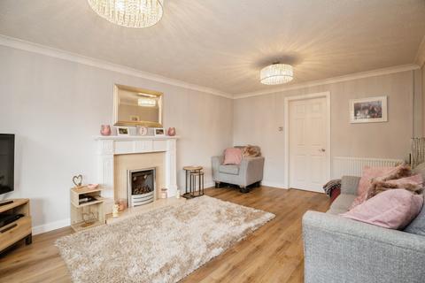 12 Tamar Close, Leyland, PR25 3PS