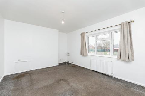 3 bedroom end of terrace house for sale, Harewood View, West Yorkshire WF8