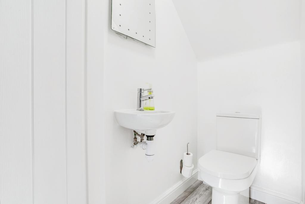 Cloakroom WC