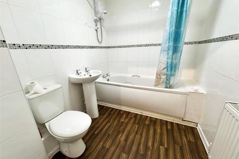 2 bedroom flat to rent, Dudley Road East, Oldbury B69