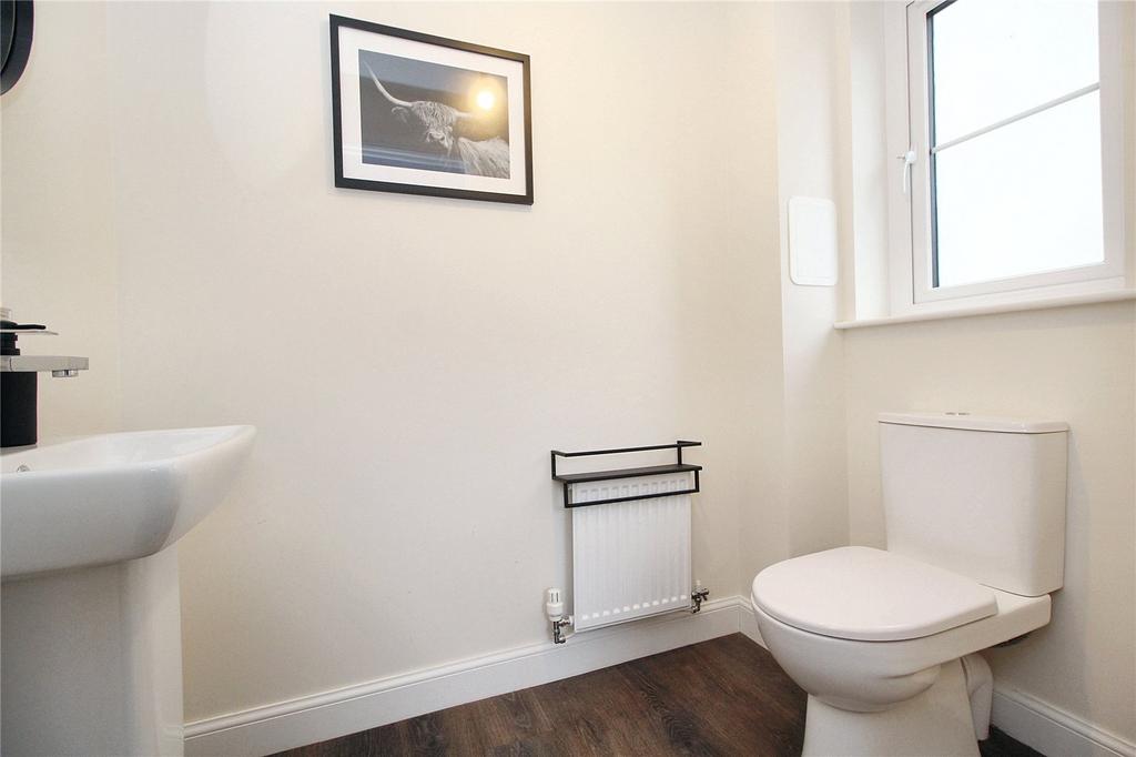 Cloakroom/WC