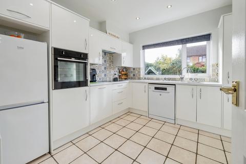 3 bedroom bungalow for sale, Saxilby Road, Lincoln LN6