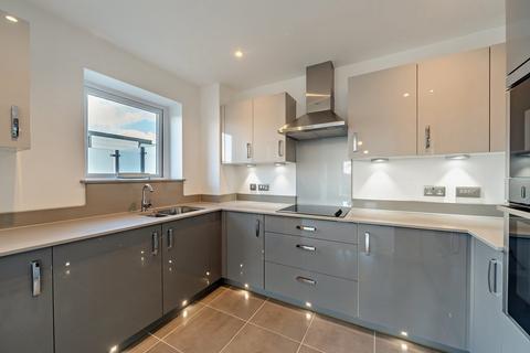 2 bedroom retirement property for sale, Apartment 53 at Augustus House Station Parade, Virginia Water GU25