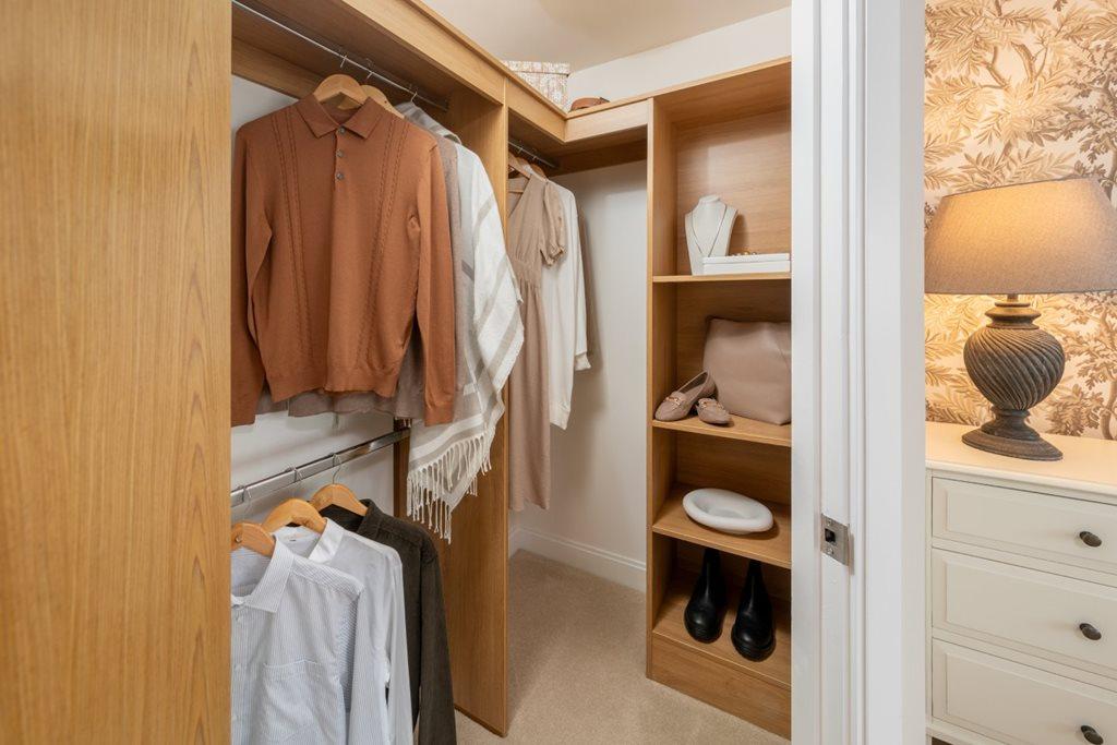 Walk in wardrobe