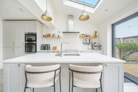 33 Penrith Road, Ilford, IG6 3DA