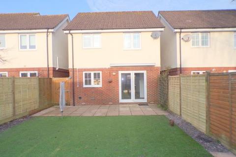 4 Ashstead Gardens, Bournemouth, BH8 0EQ