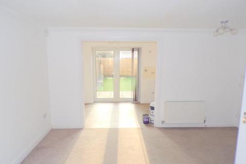 4 Ashstead Gardens, Bournemouth, BH8 0EQ