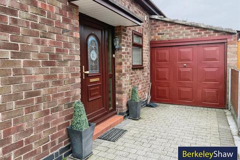 2 bedroom semi-detached bungalow for sale, Ormonde Drive, Liverpool