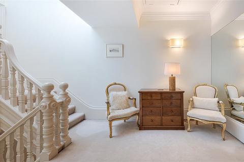 3 bedroom apartment for sale, Lower Sloane Street, London, SW1W