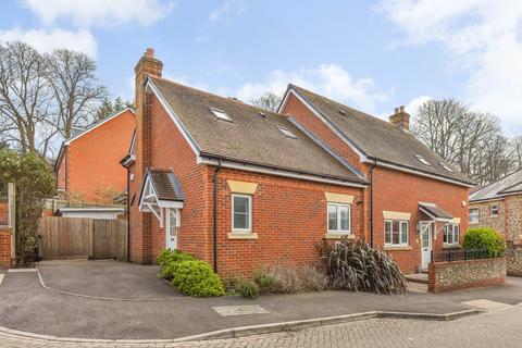 2 bedroom semi-detached house for sale, Malthouse Way, Horndean, Waterlooville, Hampshire