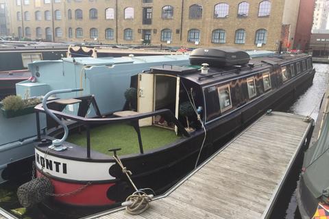 1 bedroom houseboat for sale, Ice Wharf Marina, Kings Cross, London, N1