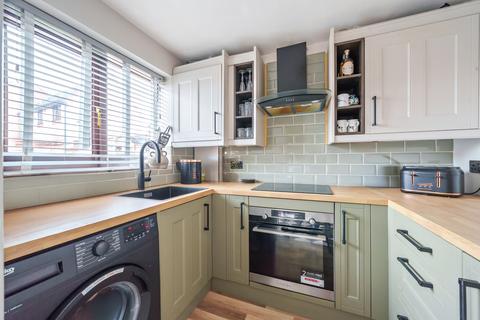 2 bedroom end of terrace house for sale, SIMMONS COURT, WARWICK CV35