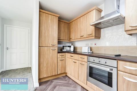 10, Horton House Chapman Road, Thornbury, Bradford, BD3 7FE