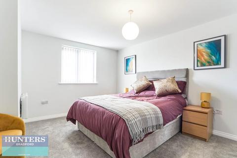 10, Horton House Chapman Road, Thornbury, Bradford, BD3 7FE