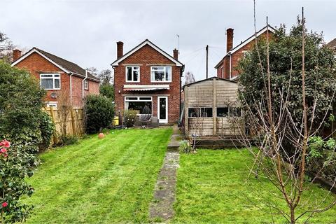 3 bedroom detached house for sale, Weardale Road, Chandler's Ford, Hampshire, SO53