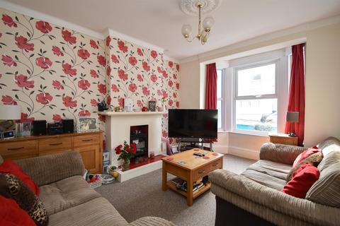 3 bedroom terraced house for sale, Calvert Road, Hastings