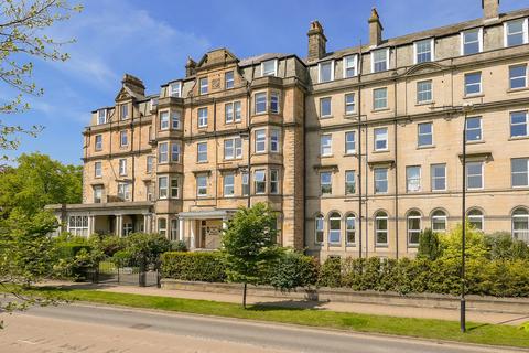 3 bedroom flat for sale, York Place, Harrogate, HG1