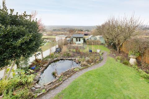 3 bedroom detached house for sale, Elm Close