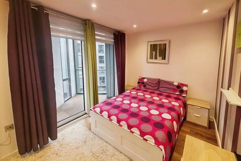 3 bedroom apartment to rent, Millinars Wharf, Munday Street, Manchester