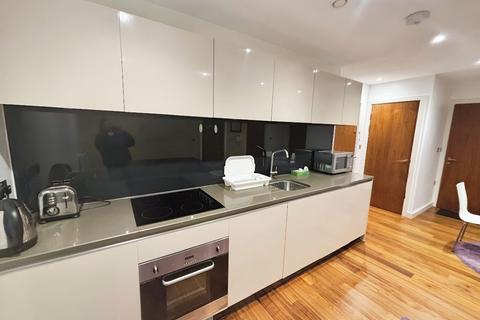 3 bedroom apartment to rent, Millinars Wharf, Munday Street, Manchester