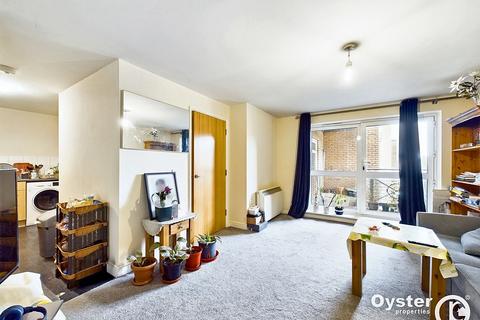 2 bedroom flat for sale, Cline Road, Gean Court Cline Road, N11
