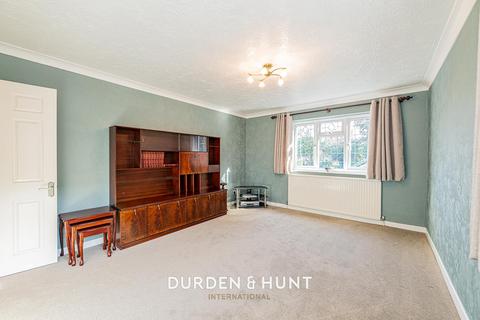 undefined, The Walk, Hornchurch, RM11