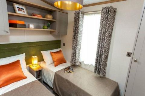 undefined, Two Bed Pemberton Abingdon (42x13) Regency Court, Newton Abbot TQ12