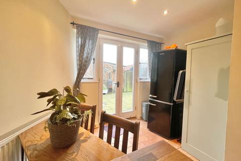 2 bedroom cottage for sale, The Green, New Buckenham