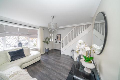 17 Badgers Way, Heath Hayes, Cannock, WS12 3XQ