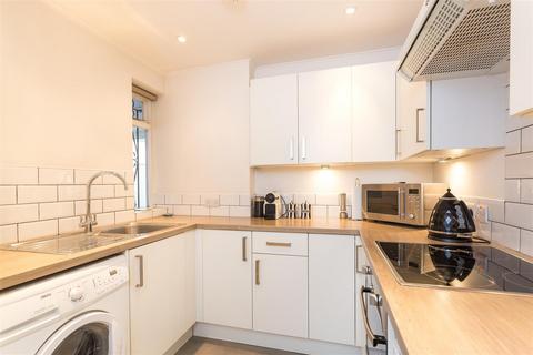 1 bedroom flat for sale, Chetwynd Road