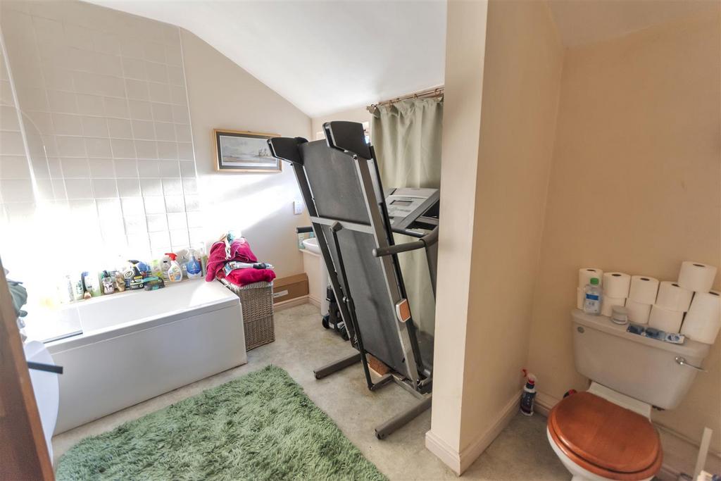 En suite Bathroom
