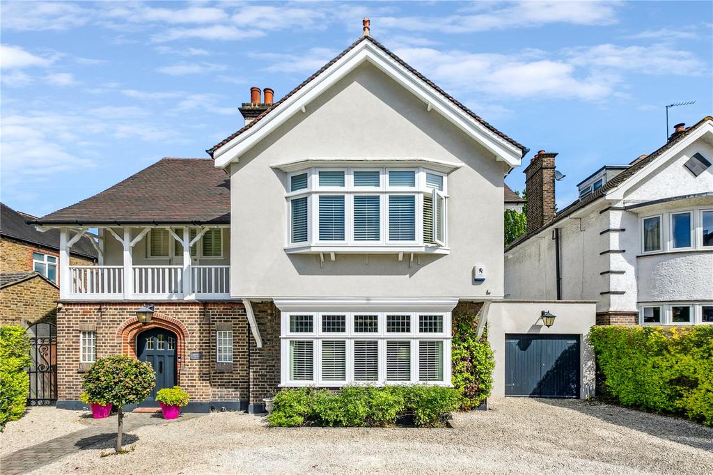 Woodbourne Avenue