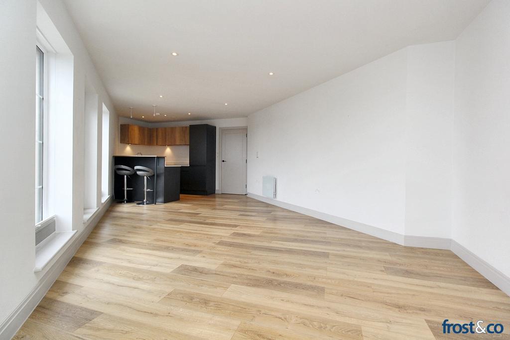 Lounge to Kitchen
