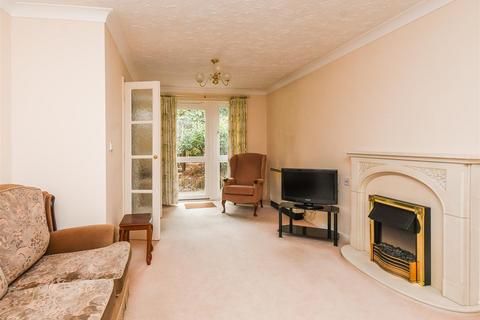 undefined, Flat 8, Pendene Court, Penn Road, Wolverhampton