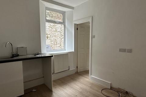 25 Pantteg, Ystalyfera, Swansea, SA9 2BU