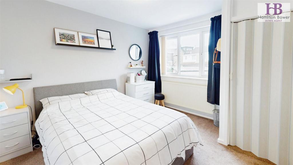 2f1aaa23-14-Folly-Hall-Close-02192025 152224.jpg