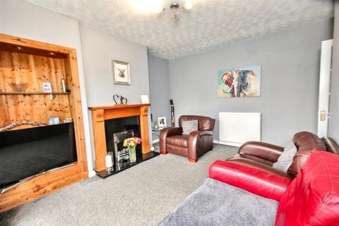 3 bedroom flat for sale, Waterloo Road, Lanark