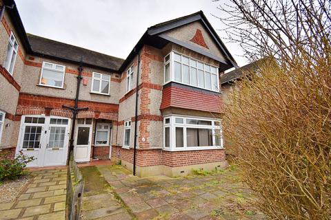 3 bedroom maisonette to rent, Lechmere Avenue, Woodford Green, Essex. IG8 8QG