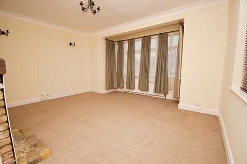 3 bedroom maisonette to rent, Lechmere Avenue, Woodford Green, Essex. IG8 8QG