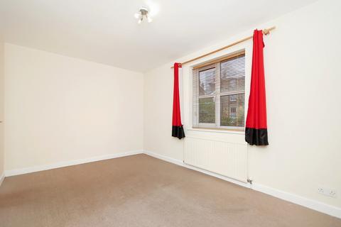 1 bedroom flat for sale, Halley Gardens, Hither Green, SE13