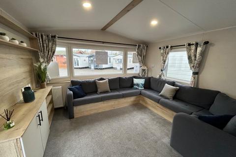 2 bedroom static caravan for sale, Birchington Vale Holiday Park