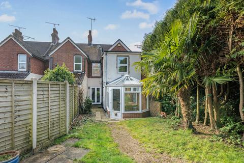 3 bedroom end of terrace house for sale, Weybourne Road, Hampshire GU11