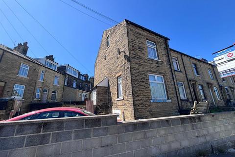 1 Bartle Lane, Bradford, BD7 4PZ
