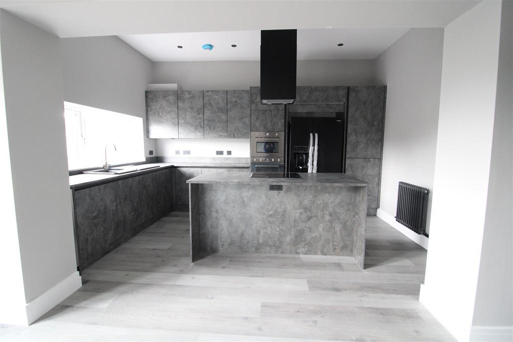 KITCHEN &amp; DINING