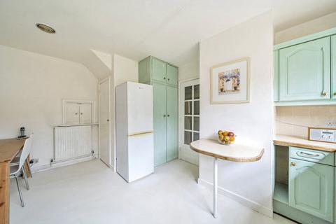 undefined, Brooklyn Close, Woking, Surrey, GU22